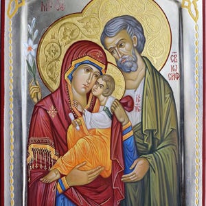 Het icoon Heilige Familie, handgeschreven, lindehout, levkas, gravure, tempera, 24-karaats goud, eigen stijl met Byzantijnse moderne motieven.