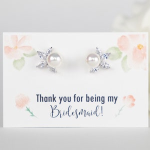 Bridesmaid Earrings, Bridal Earrings, Vintage Style Pearl Earrings, Wedding Earrings, Wedding Jewelry, Crystal Earrings, Leaf Pearl Studs