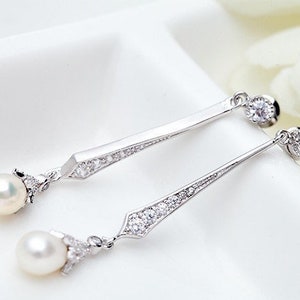 Elegant Bridal Earring Wedding Jewelry Zircon Dangle Earrings Bridesmaid Earrings White Rhodium Vintage Pearl Dangle Wedding Earrings