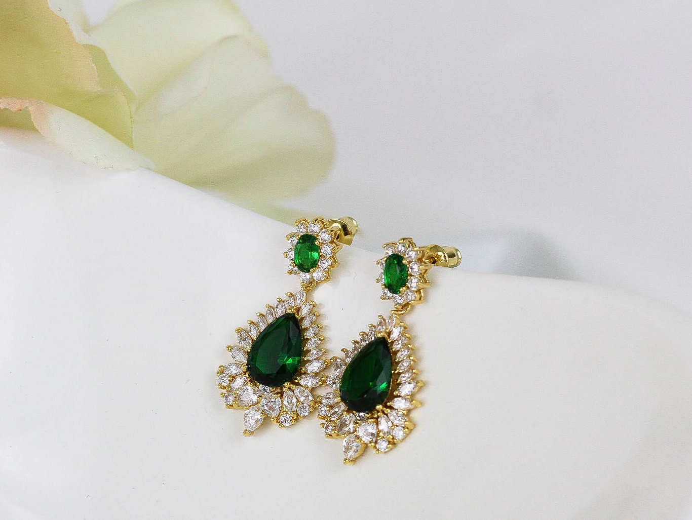 Emerald Gold Earrings Bridesmaid Earrings Peacock Wedding | Etsy