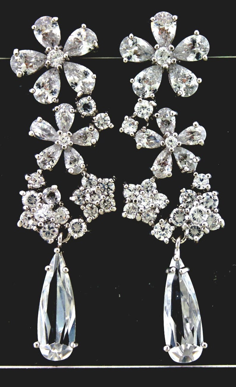 Top Quality Bling Clear Zirconia Cluster Flower Drop Bridal Earrings image 3