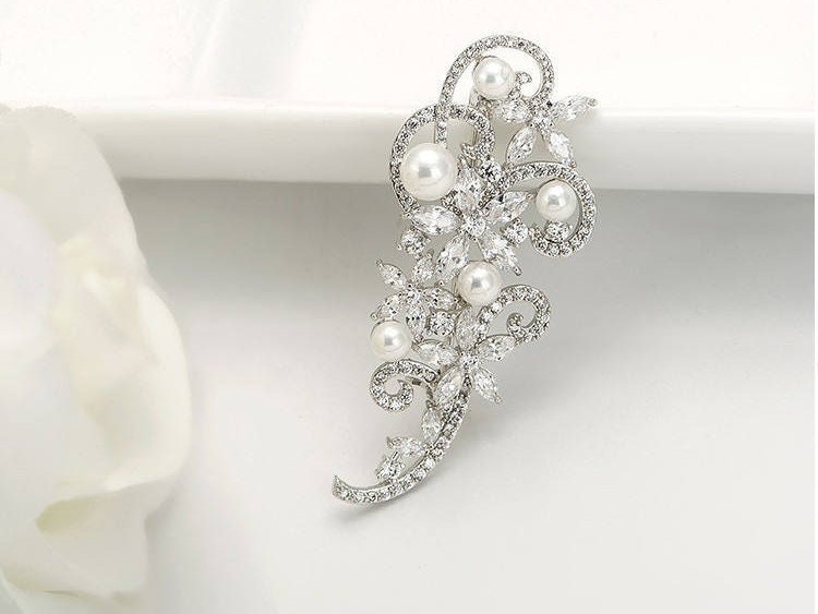 Mother of sale the bride brooch