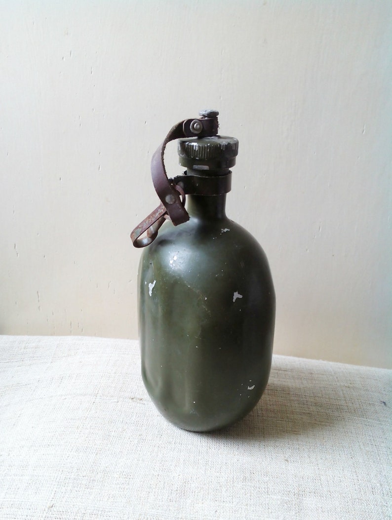 Vintage Army Water Canteen Army Green Metal Flask 1967's Etsy