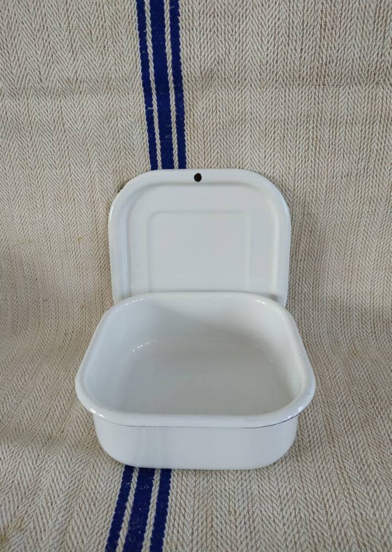White Vintage Enamel Food Container Box Lidded Vintage White Etsy