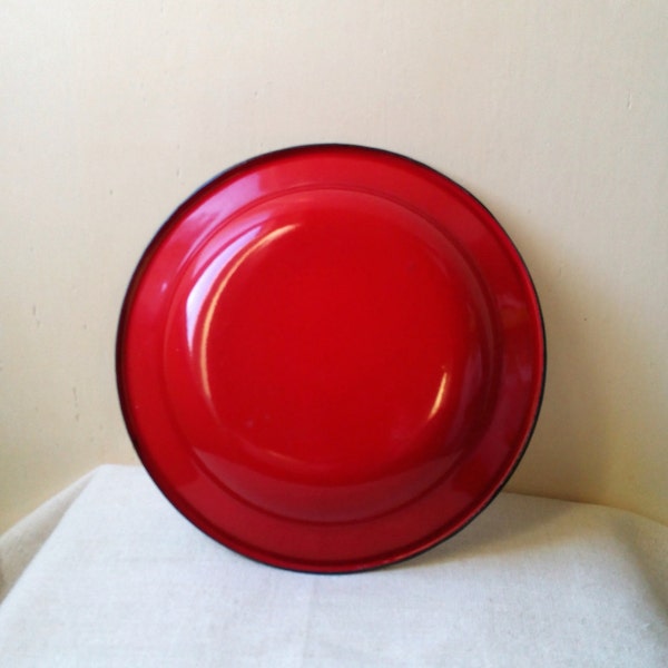 Kitchenalia - vintage red white enamel plate with black margin- enamelware