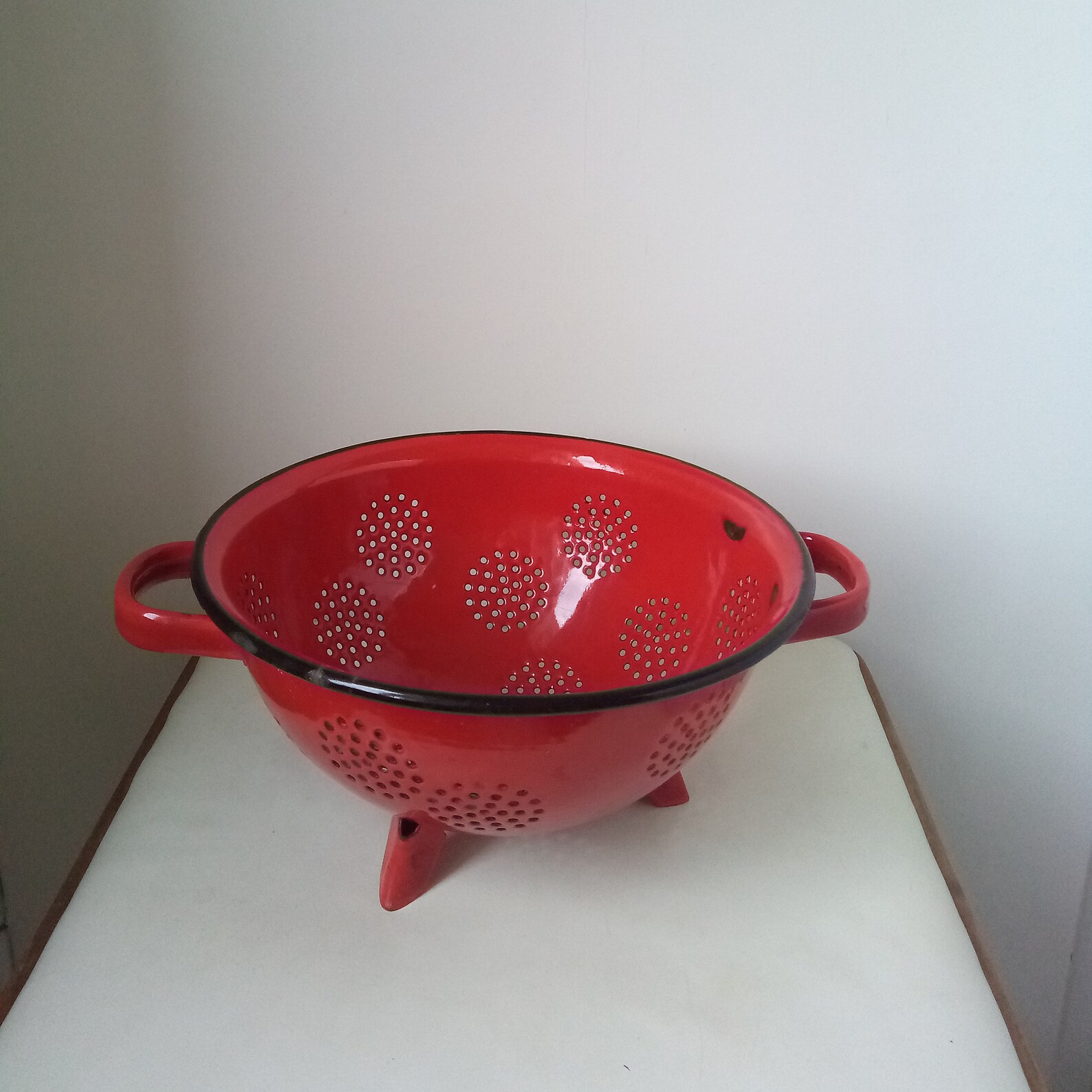 Red Vintage Enamel Colander Strainer Sieve Rustic Kitchen Etsy