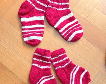 handmade wool socks for mother and daughter