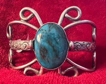 Sterling Silver & Turquoise Cuff Bracelet.