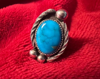 Sterling Silver & Blue Turquoise Ring size 8 1/2