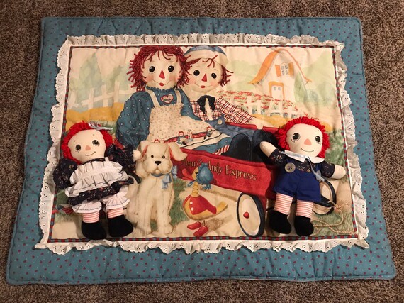 Raggedy Ann Andy Dolls With Baby Quilt Vintage Baby Quilt Etsy