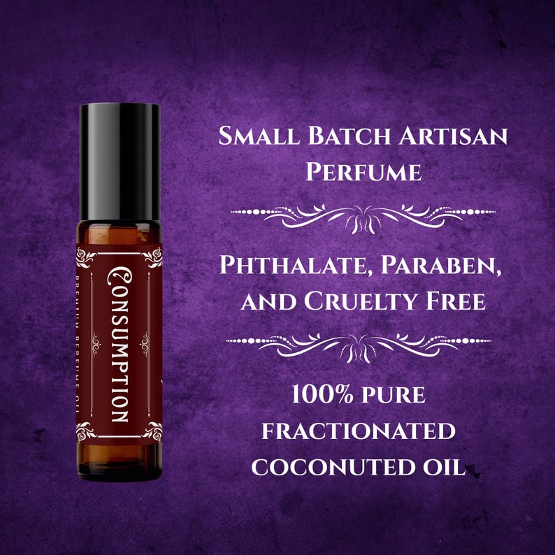 K&ouml;nnte beinhalten: Eine kleine bernsteinfarbene Glas-Roll-on-Flasche mit schwarzem Verschluss und einem dunkelroten Etikett mit dem Text CONSUMPTION. Der Text rechts lautet Small Batch Artisan Perfume, Phthalate, Paraben, and Cruelty Free und 100% Pure Fractionated Coconuted Oil.