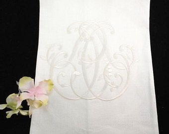 Cocktail/Fingertip Towel, Hand Towel, White Woven Linen, Embroidered Chandelier Style Icon, Personalized - Embroidered