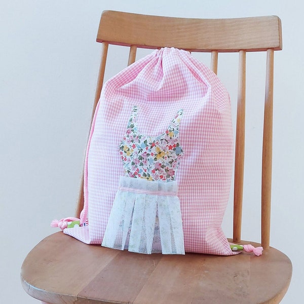 Handmade pink fabric drawstring bag for carrying the dance accessories, perfect for girls who love dance, ballerina gift, dance accessories.