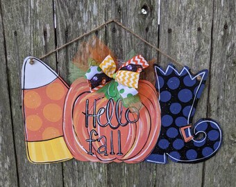 Fall door hanger, Fall decor, Halloween door hanger, Halloween decor, pumpkin door hanger, farmhouse decor.