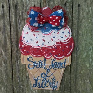 Patriotic Alligator Summer Door Hanger American Flag 4th of July Decor Alligator Door Hanger