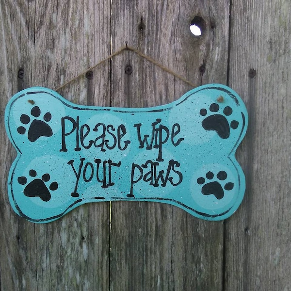 Door hangers, wood door hanger, Wood dog bone sign.please wipe your paws, wood door hanger,pet decor..personalized wood dog bone..