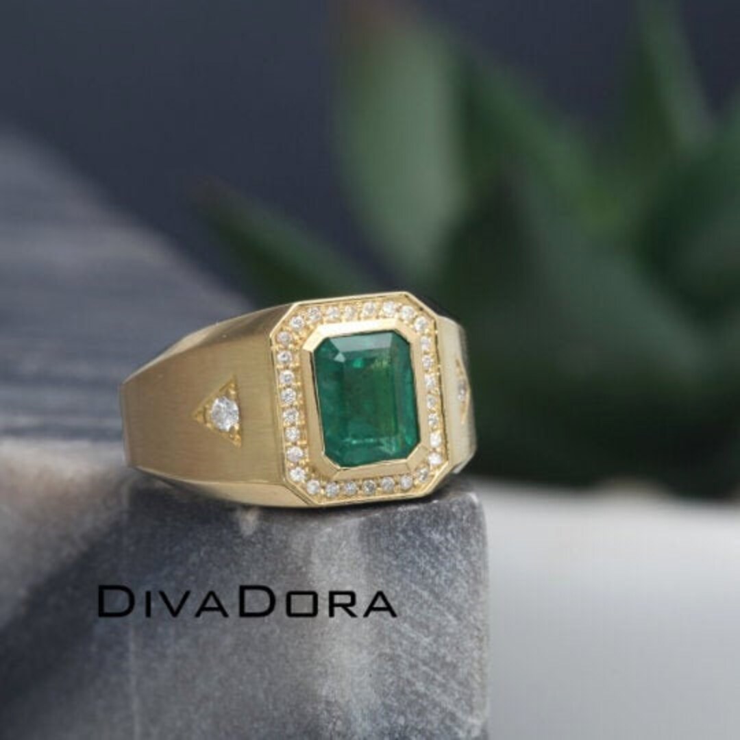 naos様ご注文ボンネ Amazon.com: Nossa Green Emerald Band (5 Carat) 18K Gold