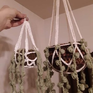 Crochet hanging plant