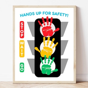 Manualidades con huellas de manos en semáforos Manualidades con huellas de manos para preescolar Manualidades de regreso a clases Manualidades con huellas de manos en autos Manualidades para guarderías infantiles