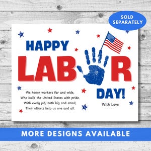 Op de afbeelding: Een wit rechthoekig bord met de tekst HAPPY LABOR DAY! in blauw en rood. Een blauwe handafdruk vervangt de letter O, met een kleine Amerikaanse vlag eraan bevestigd. Het bord bevat een gedicht over werkers en kleine rode en blauwe sterren.