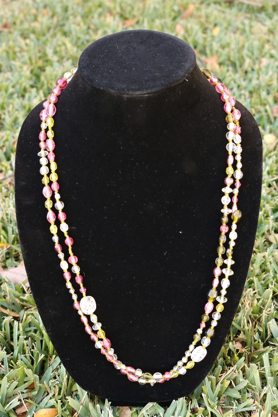 beaded glass necklace