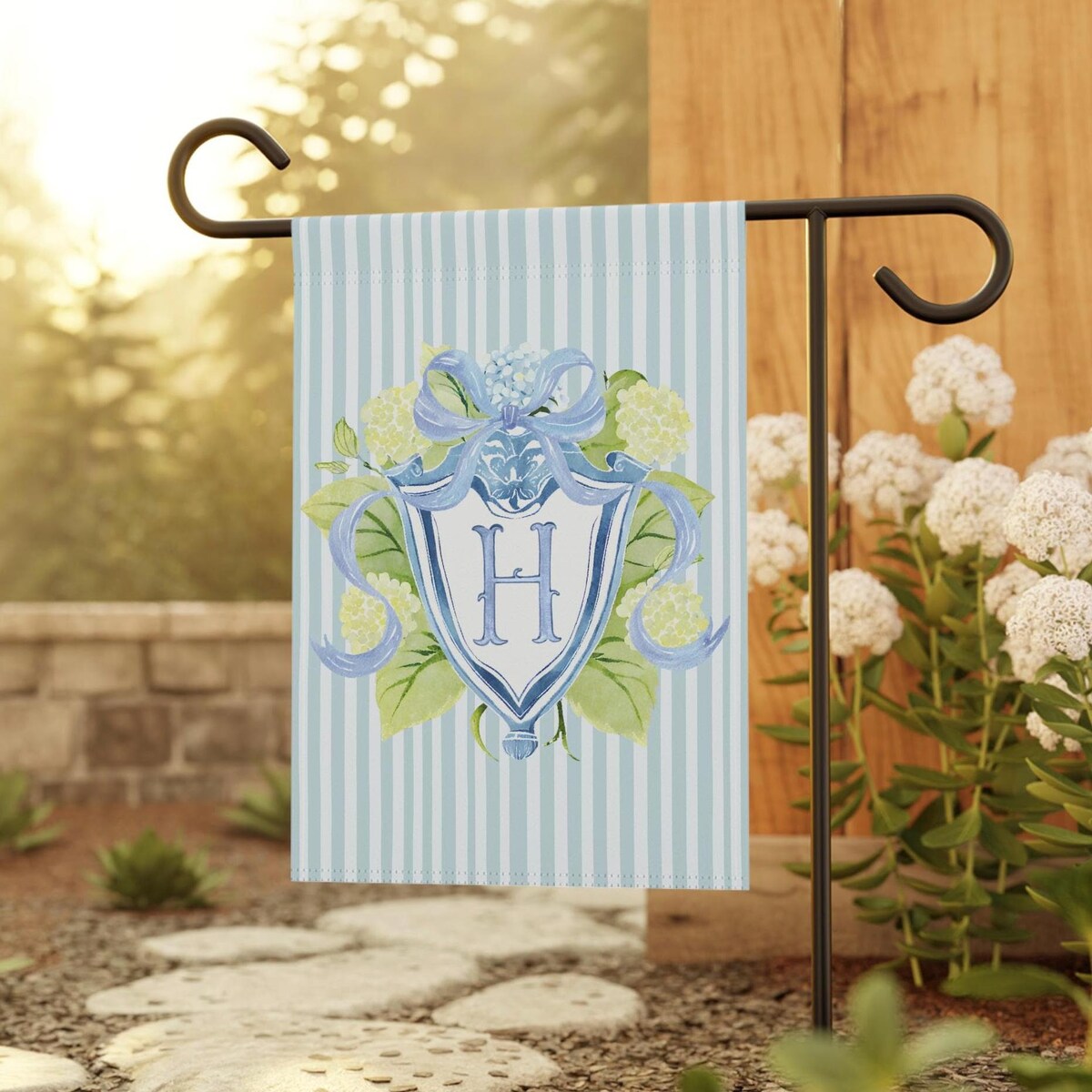 Personalized Blue Crest Garden Flag, Preppy Coquette Initial Yard Art, Grandmillennial Decor, Porch Banner, Watercolor Chinoiserie Flag