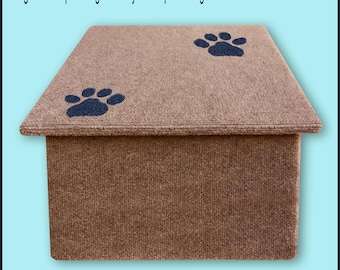Single Pet Step with paw prints, 12''H x 18''W x 18''D. Dog Stairs, Dog Platform, Doggy Furniture, Steps x Dogs. Puppy steps. Pet furniture.