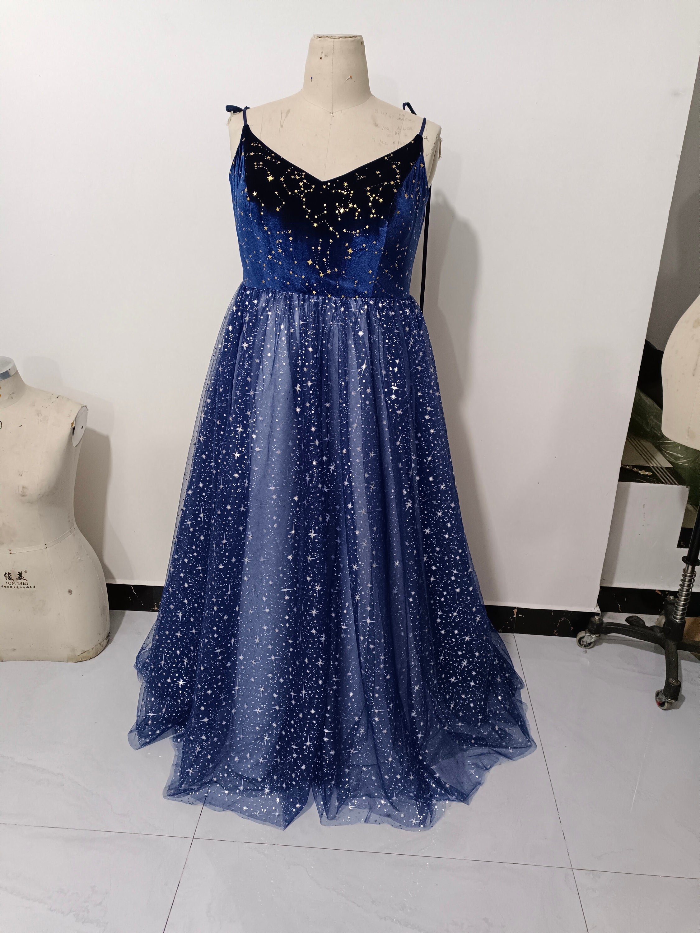 velvet blue dress Mikaela Lace Collar Contrasting Velvet Dress