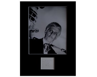 PETER CUSHING AUTOGRAPH photo display Dr Who Daleks Invasion