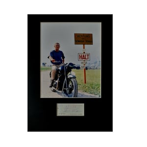 STEVE McQUEEN AUTOGRAPH photo display The Great Escape