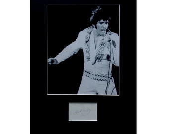 ELVIS PRESLEY AUTOGRAPH photo display