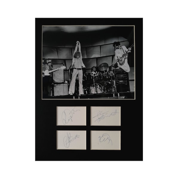 THE WHO AUTOGRAPH photo display Roger Daltrey Pete Townshend Keith Moon John Entwistle