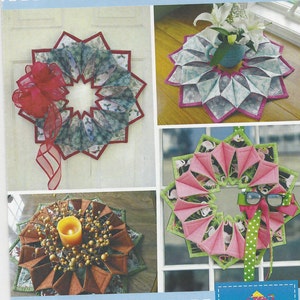 Fold N Stitch Wreath Pattern by Poor House Quilt Designs