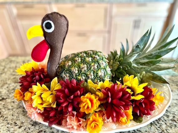 Thanksgiving Centerpiece, Turkey Centerpiece, Holiday Decoration, Pineapple Turkey, Fall Centerpiece, Hostess Gift- Made to Order