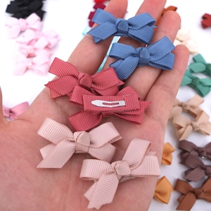 Pick 8 Baby Hair Clips Toddler Tiny Hair Bow Snap Clips Boutique Mini Bow Hairbow Infant Baby Girls Hair Bow Baby Shower Gift
