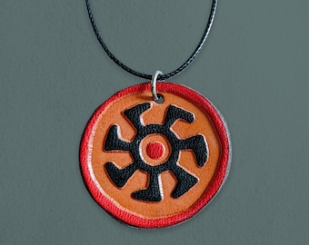 Collar de cuero con el símbolo del sol vintage de la década de 1990 / Curado por Rad Patch Co