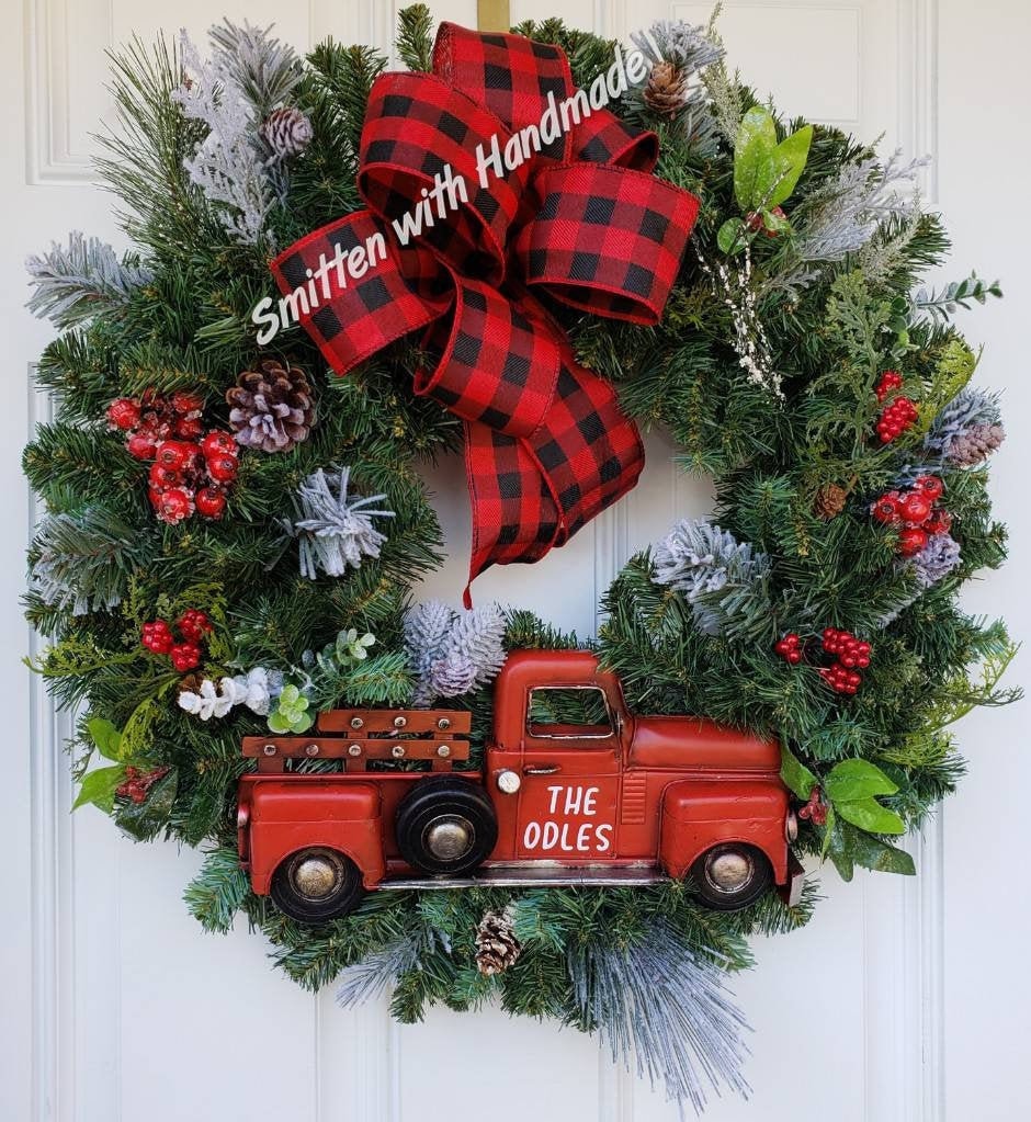 RED TRUCK CHRISTMAS WREATH 