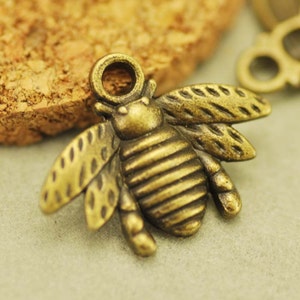 16mmx20mm Antique Silver tone/Antique Bronze Apis Florea/Bee Pendant Charm Finding