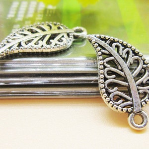 18*10mm Antique Silver tone/Antique Bronze Leaf Pendant Charm Finding