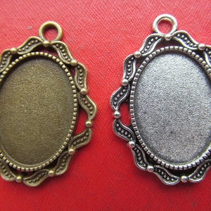 18mmx25mm Pendant Tray, Bezel Setting, 18mmx25mm  Cabochon Tray - Antique Bronze,Antique Silver