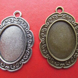 18mmx25mm Pendant Tray, Bezel Setting, 18mmx25mm  Cabochon Tray - Antique Bronze,Antique Silver