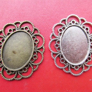 18mmx25mm Pendant Tray, Bezel Setting, 18mmx25mm  Cabochon Tray - Antique Bronze,Antique Silver