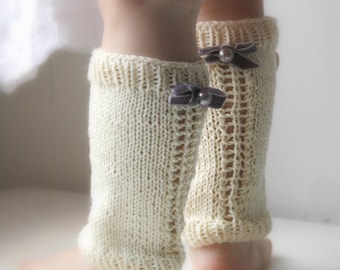 Girls Leg Warmers Knitting Pattern, Easy Baby & Toddler Warmers with Lace | Pauline