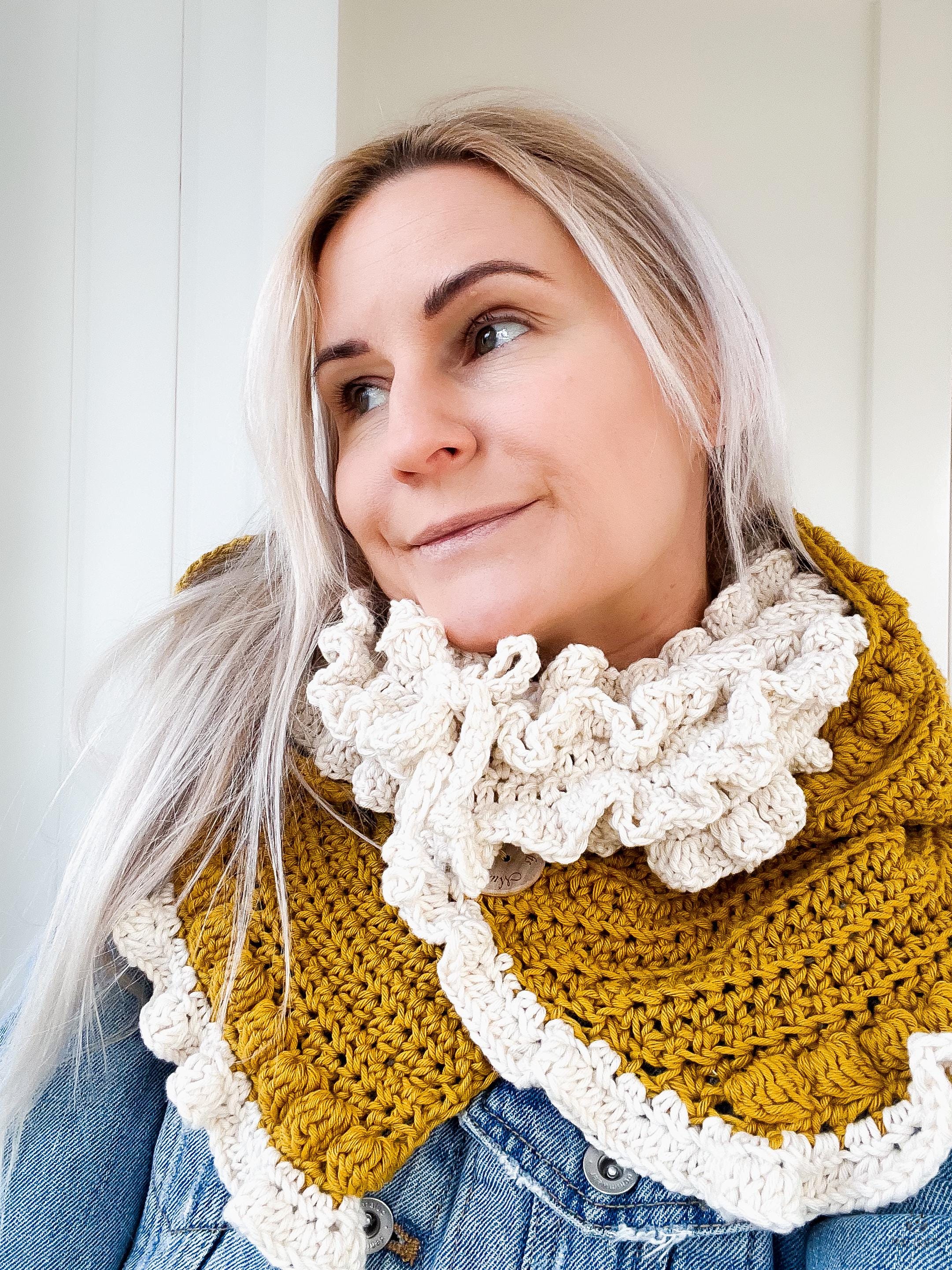 Girls Hooded Cowl CROCHET PATTERN, Romantic Snood With Ruffles, Winter ...