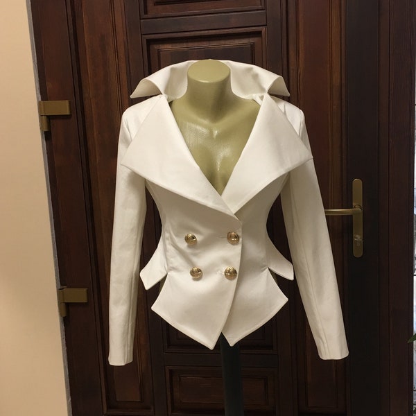 Veste blanche pour femme, blazer ajusté, blazer ajusté en coton blanc, veste steampunk blanche, blazer gothique, veste de soirée noire