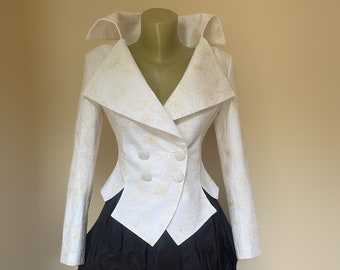 Weiße bestickte Damen-Baumwolljacke, taillierter Blazer, weißer maßgeschneiderter Baumwoll-Blazer, weiße Steampunk-Jacke, Gothic-Blazer