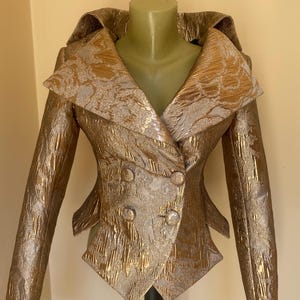 Rose Gold Brocade Statement Blazer – Elegant Evening Jacket for Formal Events & Special Occasions