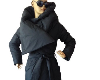 Long Loose winter collar square down jacket/Atmosphere comfortable and warm asymmetrical wrap overcoat in black.