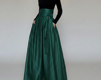 Emerald Green Taffeta Maxi Skirt with Pockets, Elegant Floor-Length High Waist A-Line Evening Gown