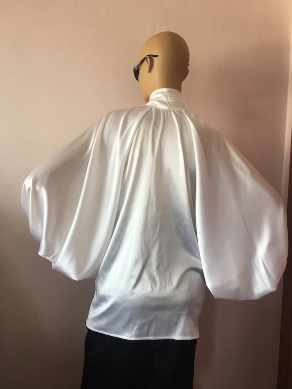 Schleife aus Satin Bluse, formale Damen Satin Bluse weißes cocktail satin Bluse, elegante Damen Bluse, Satin Schleife Shirt Schleife aus Satin Bluse, formale Damen Satin Bluse weißes cocktail satin Bluse, elegante Damen Bluse, Satin Schleife Shirt